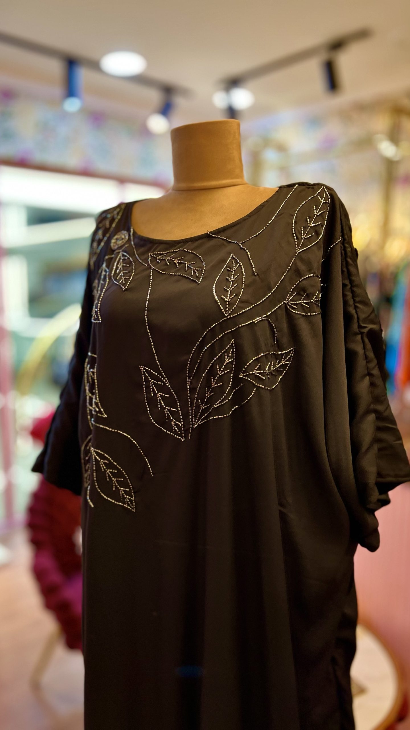فستان جميل شك يدوي