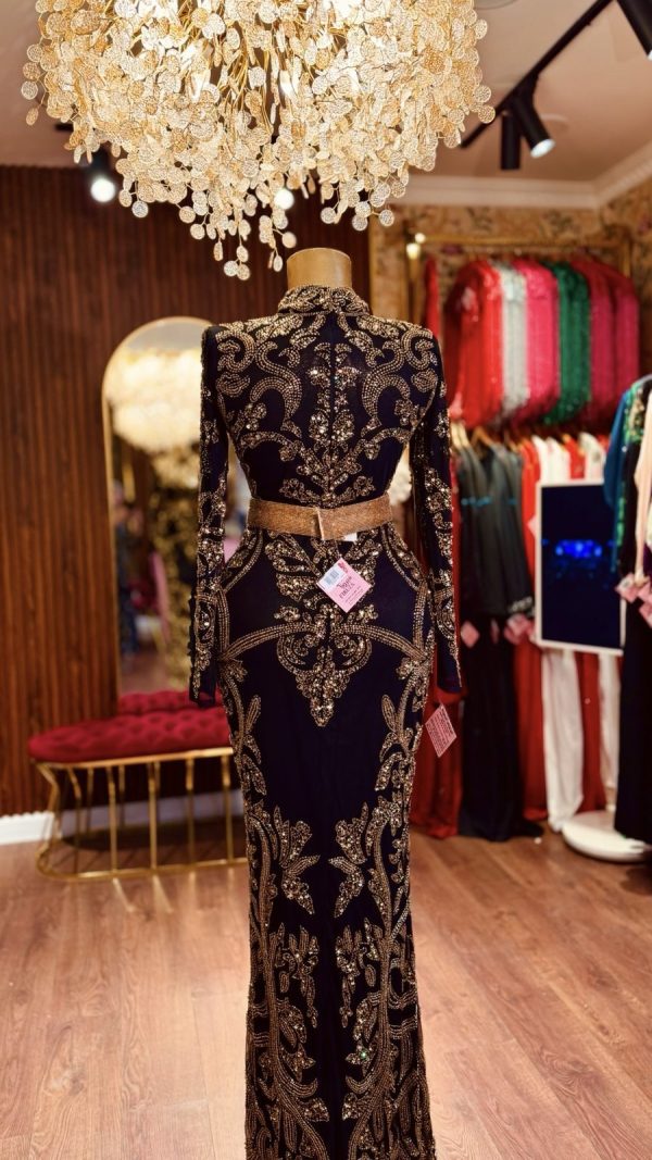 فستان الملكة رانيا - Image 3