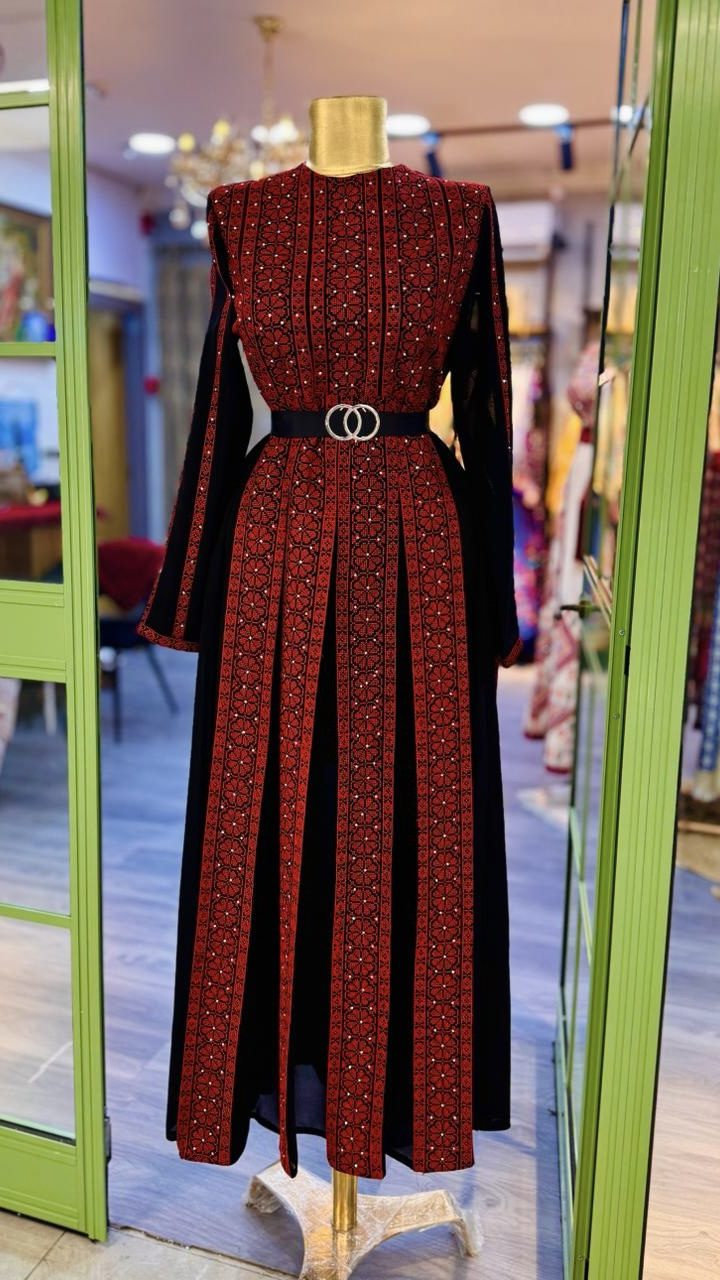 ثوب باللوان مميزة