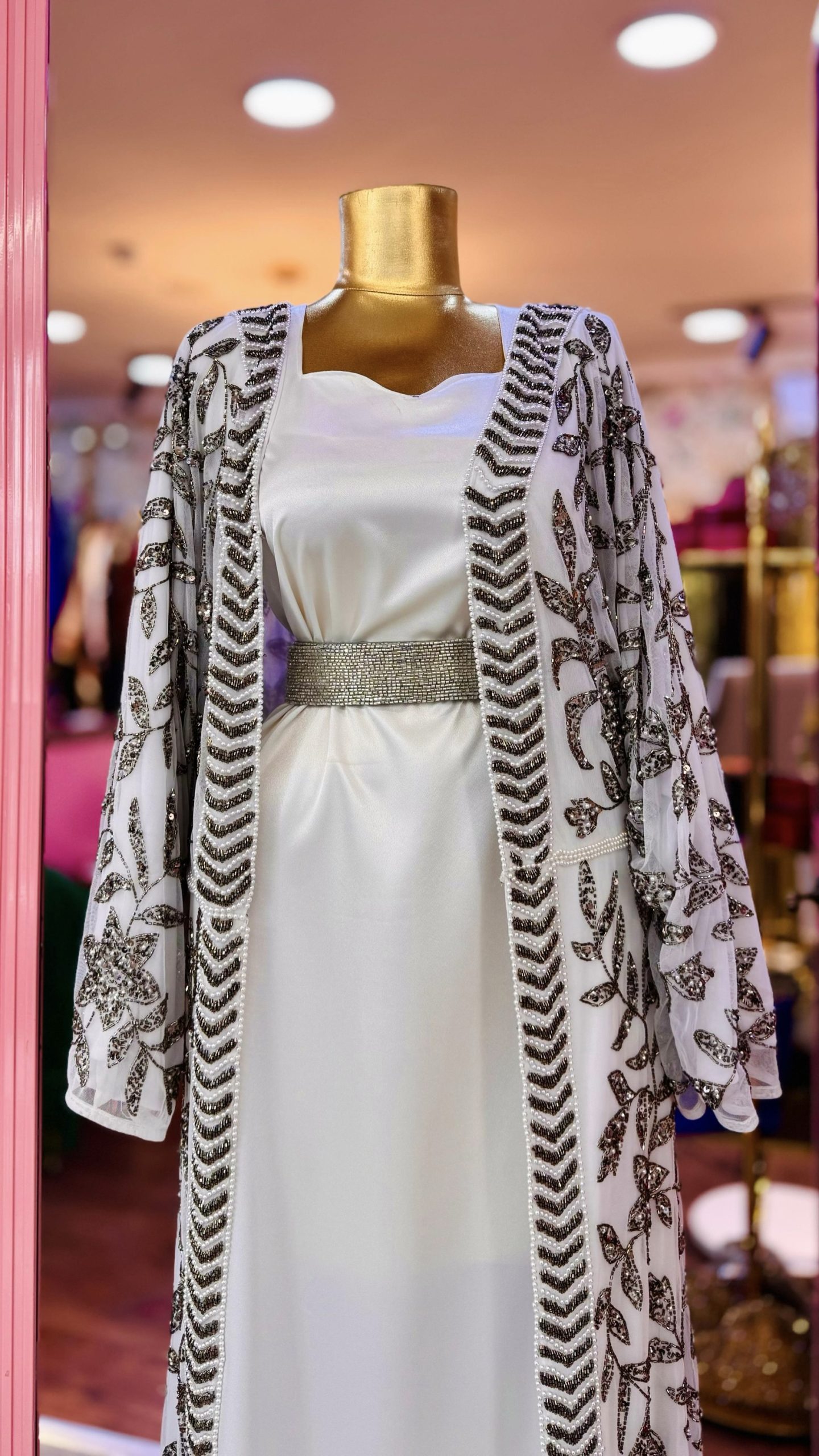 عباية شك خرز