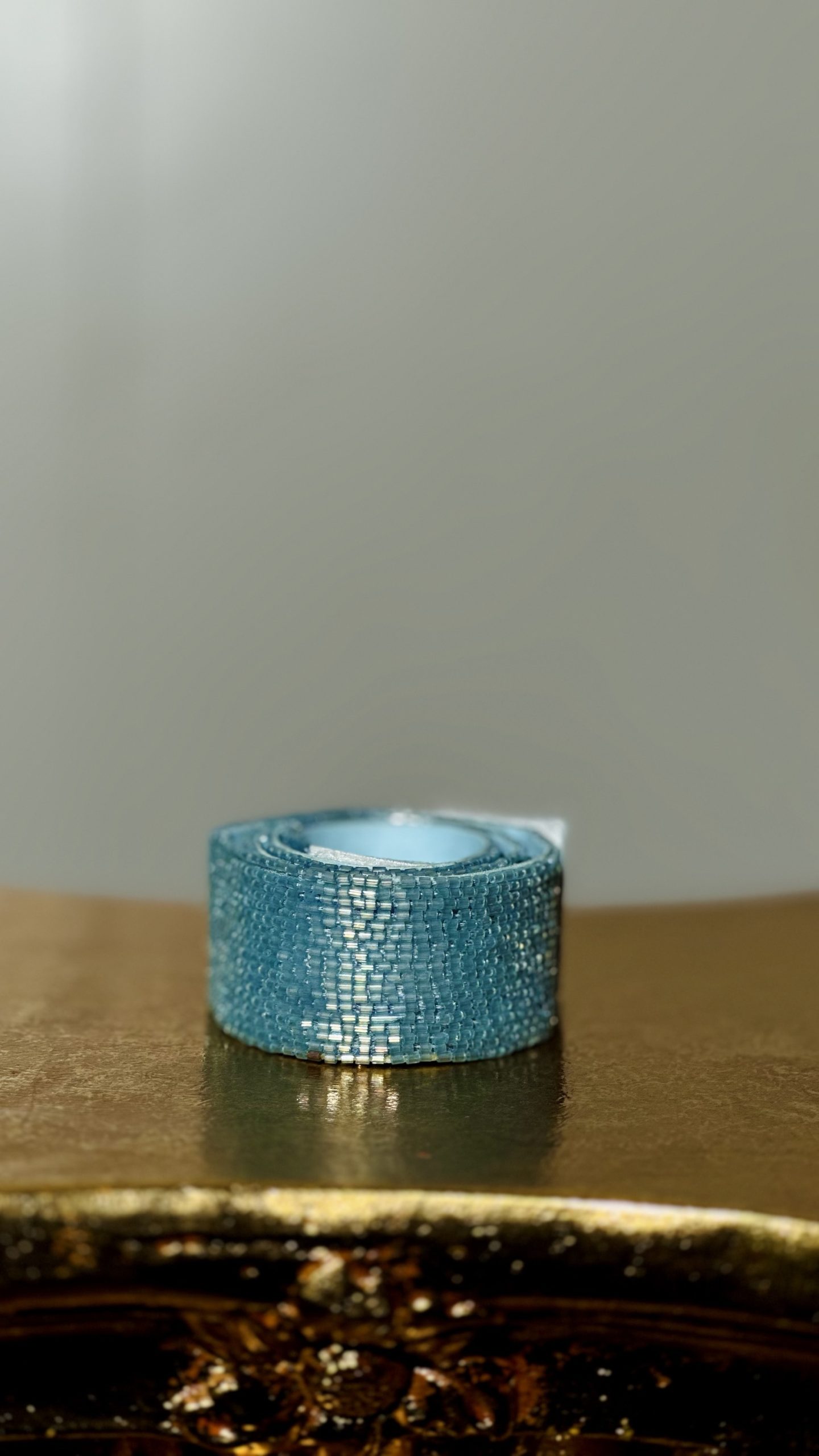 قشاط شك خرز يدوي باللون الازرق الفاتح