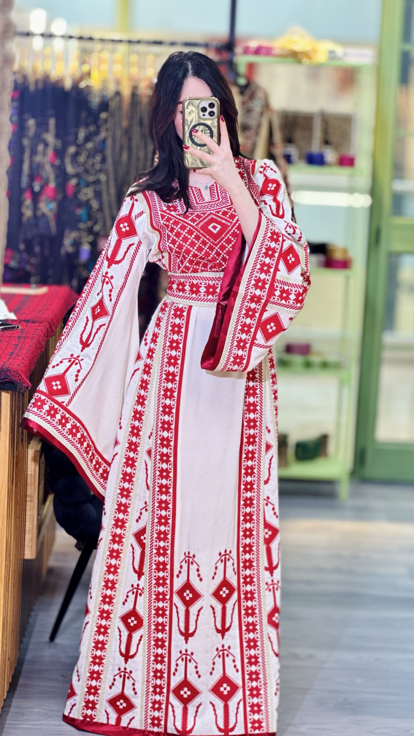 ثوب باللوان مميزة