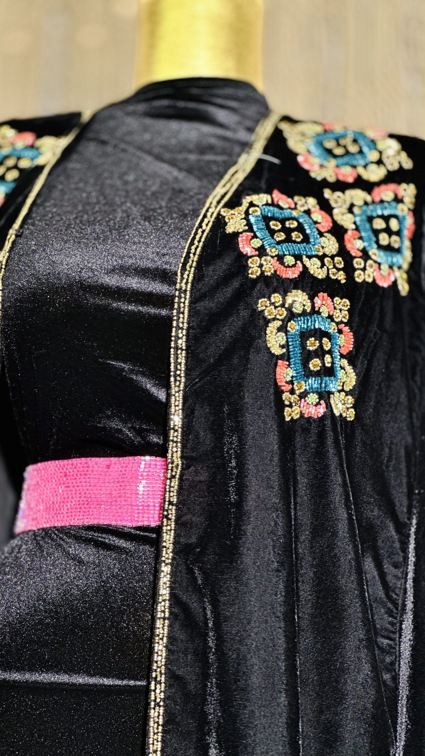 عباية شك خرز فخمة