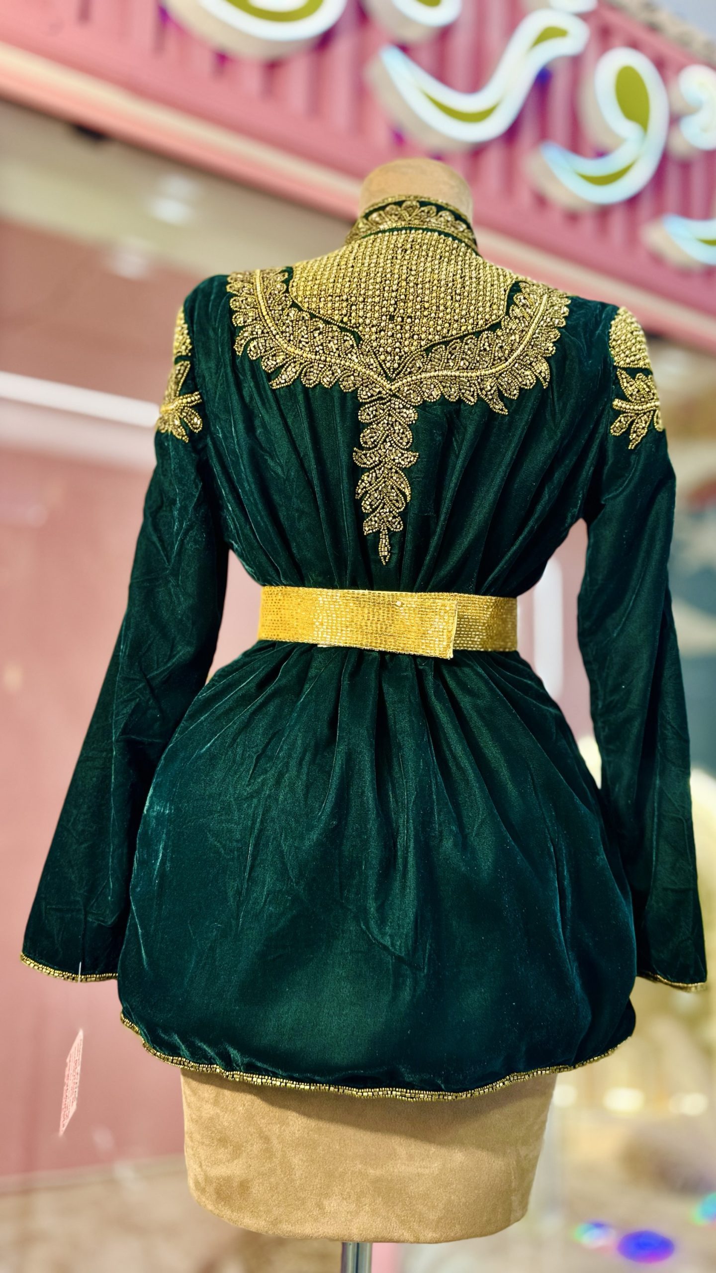 جاكيت شك خرز بلون الاخضر المميز - Image 5