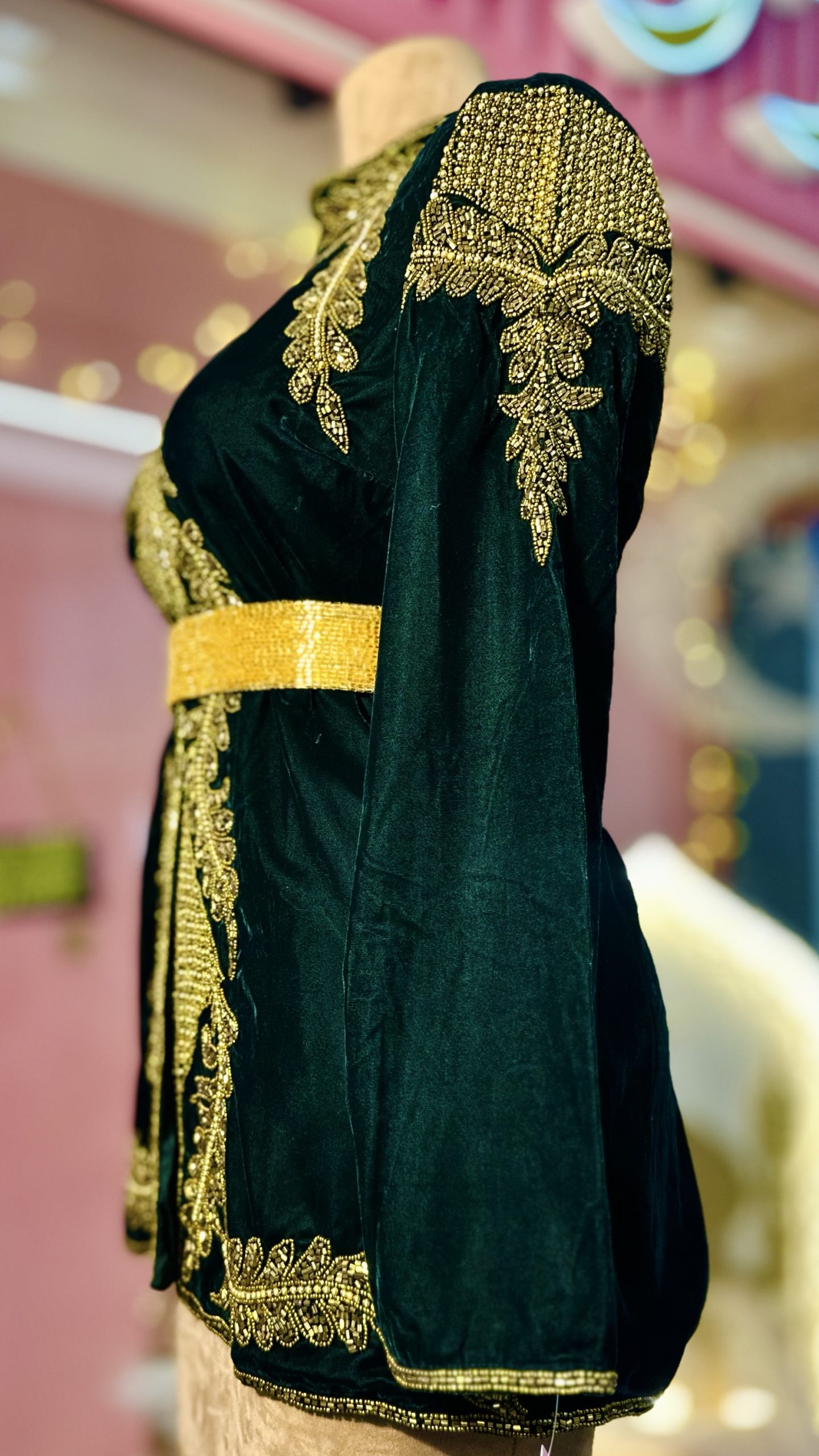 جاكيت شك خرز بلون الاخضر المميز - Image 4