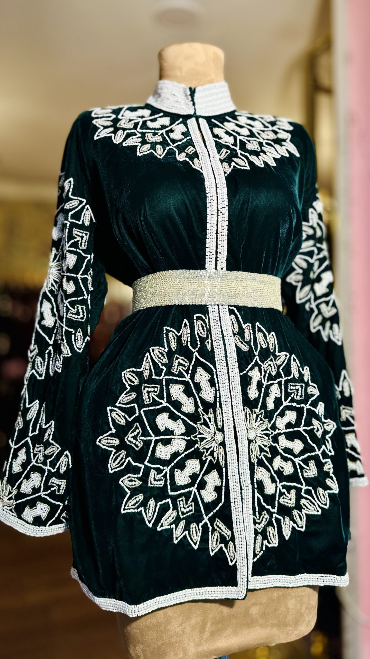 جاكيتات شك خرز