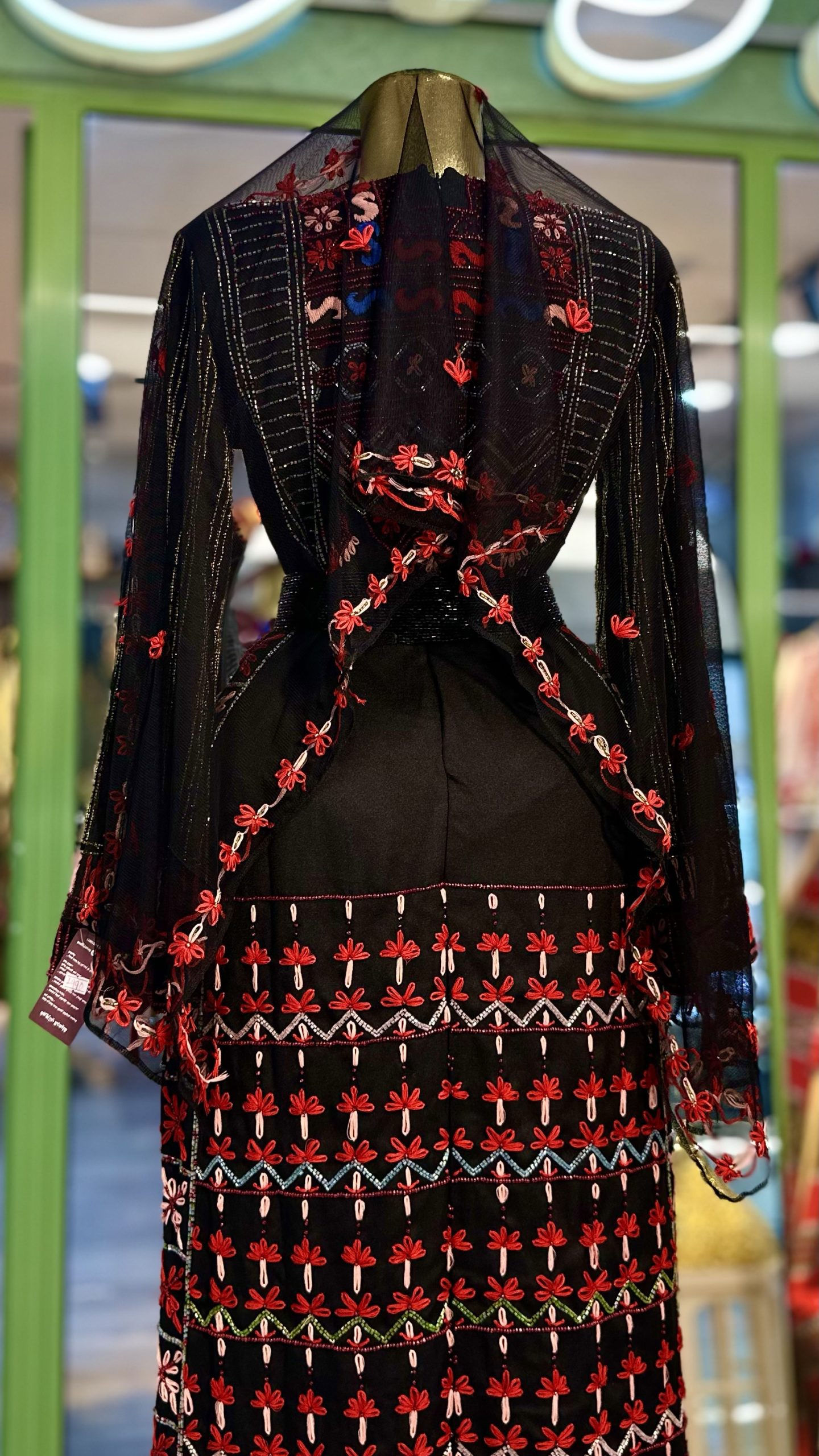 ثوب شك خرز يدوي بالكامل باللوان مميزة - Image 5