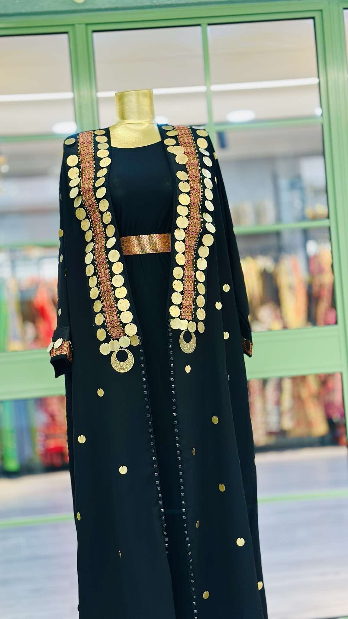 عباي شغل يدوي