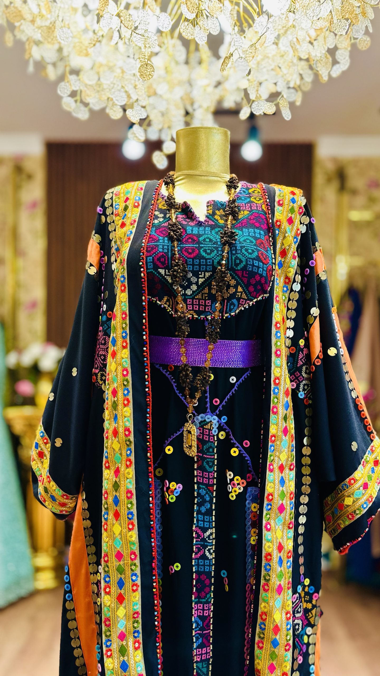عباية تطريز يدوي