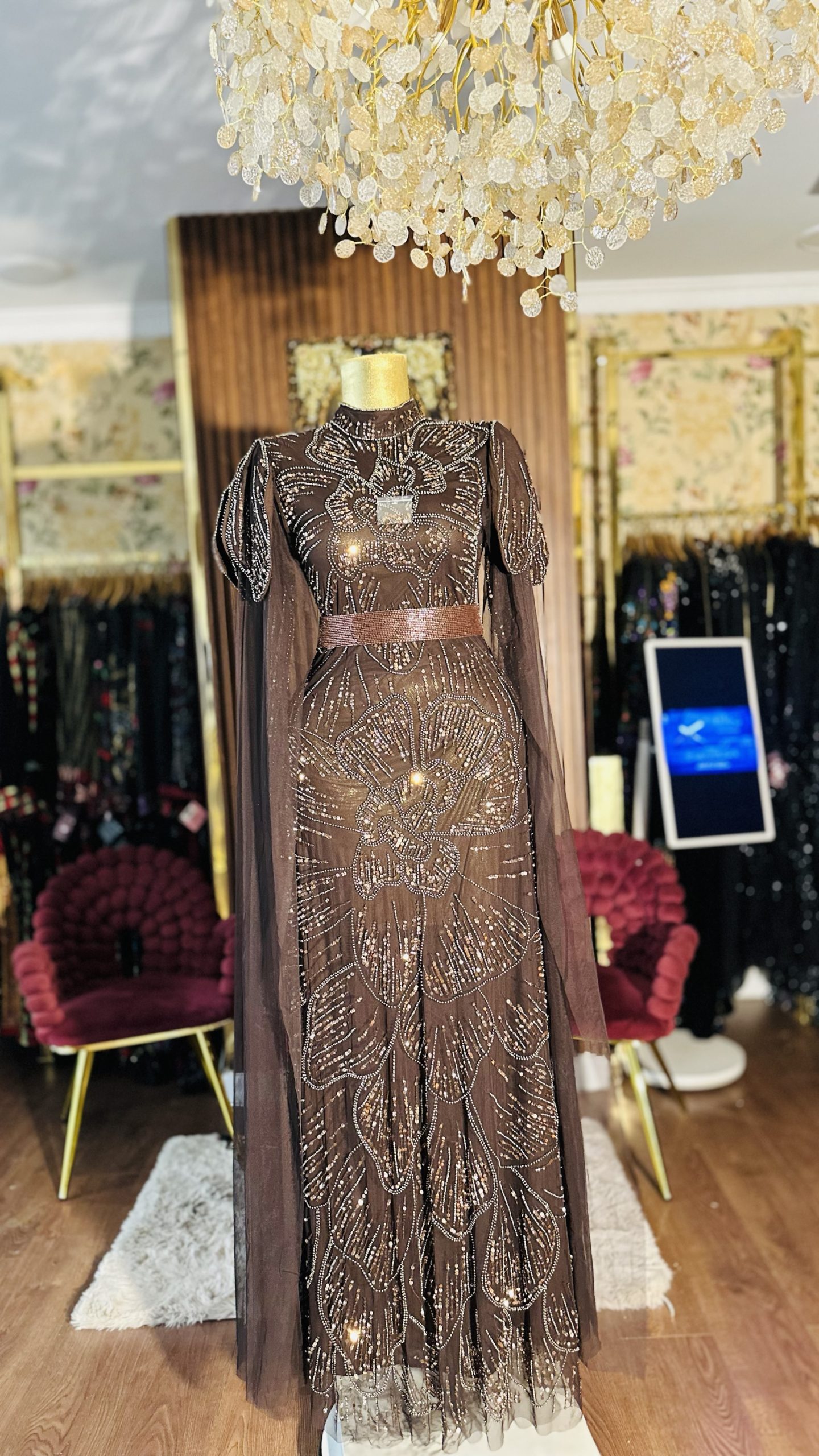 فستان شك خرز يدوي