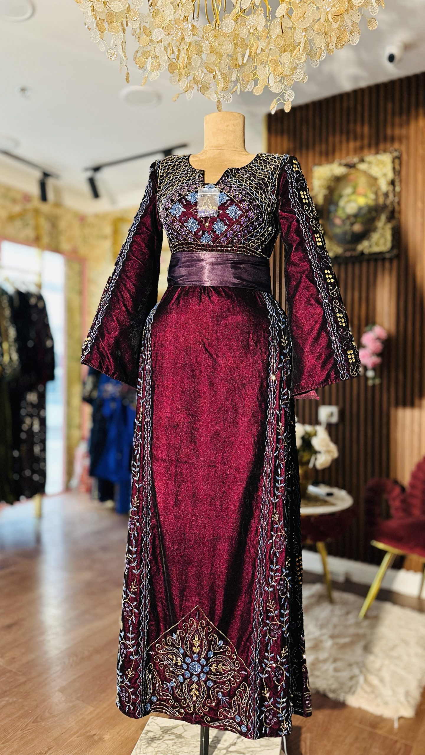 ثوب تراث شك خرز يدوي